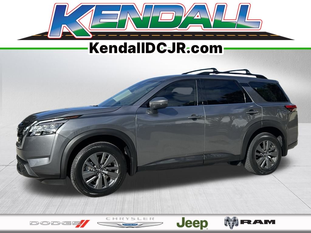 2022 Nissan Pathfinder SV
