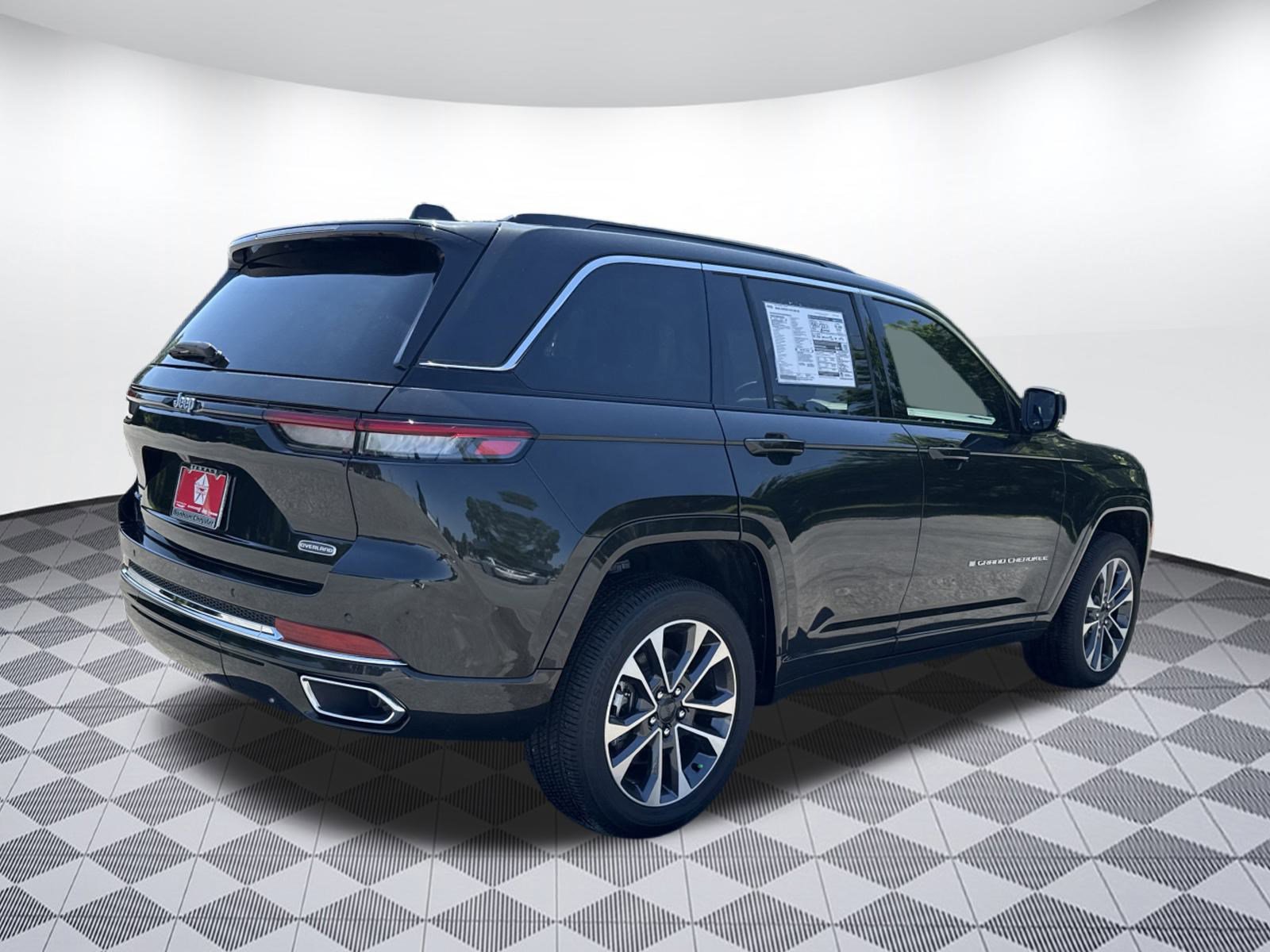 2024 Jeep Cherokee Overland 4xe photo 3