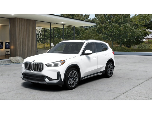 2026 BMW X1 28i's photo