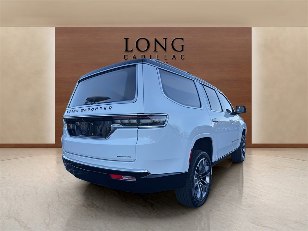 2024 Jeep Grand Wagoneer III photo 4