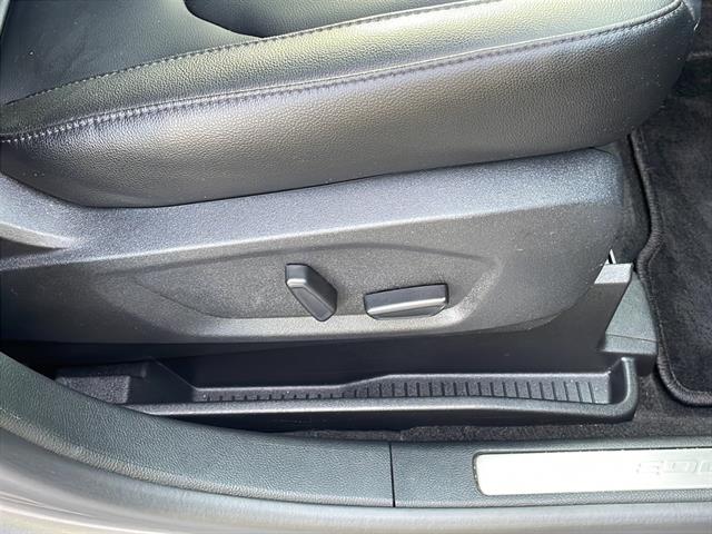 2024 Ford Edge Titanium photo 10