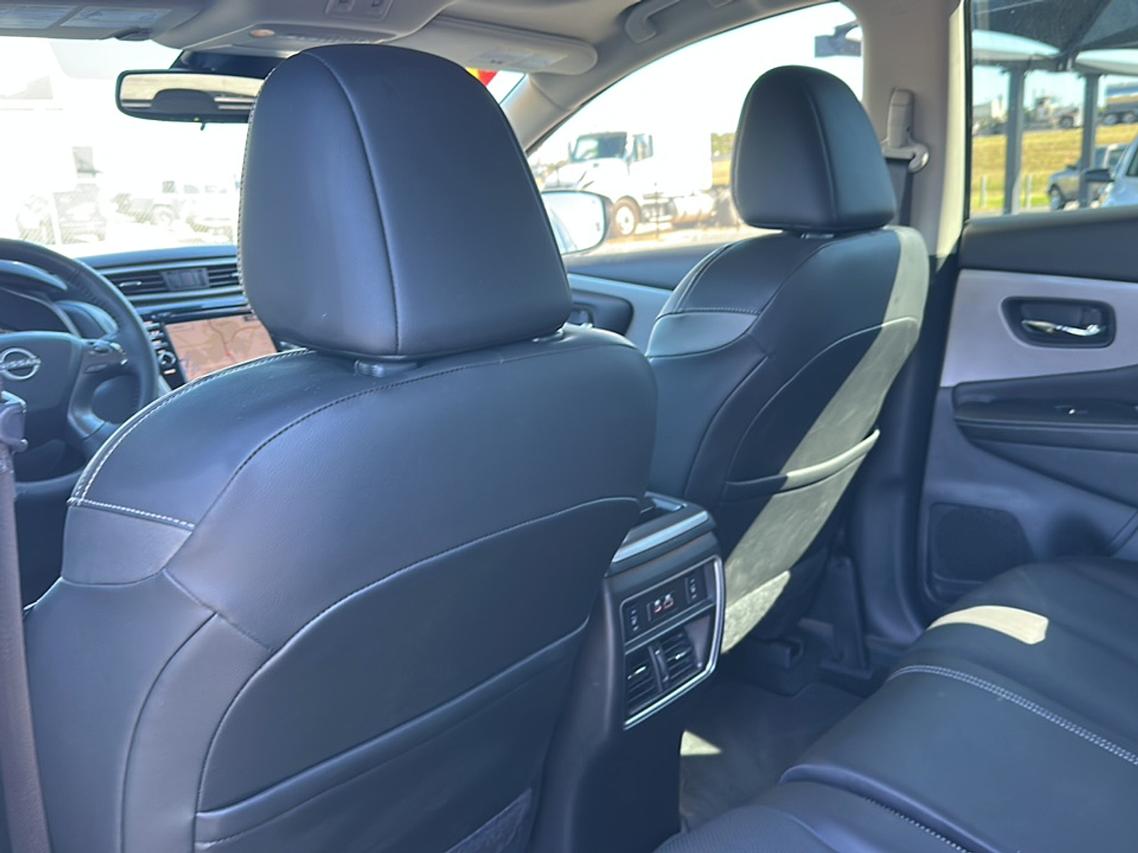 2023 Nissan Murano SL photo 3