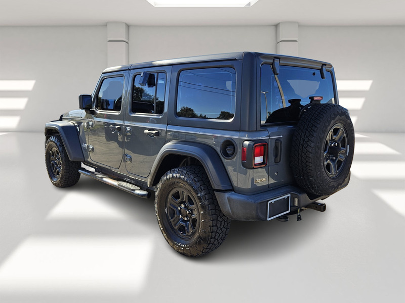 2018 Jeep Wrangler Unlimited Sport photo 3