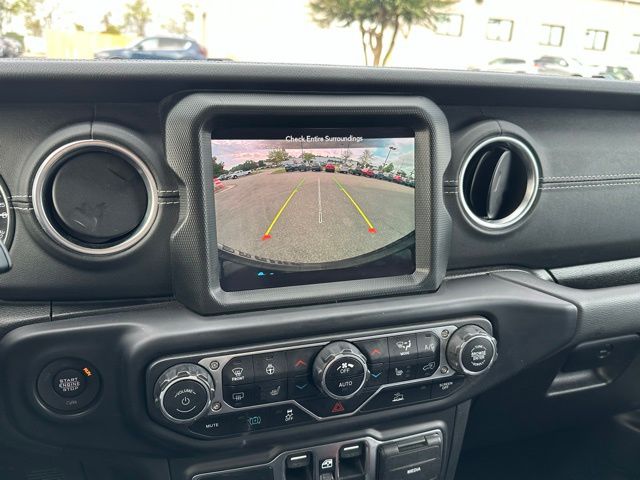2022 Jeep Wrangler Unlimited Sahara 4xe photo 29