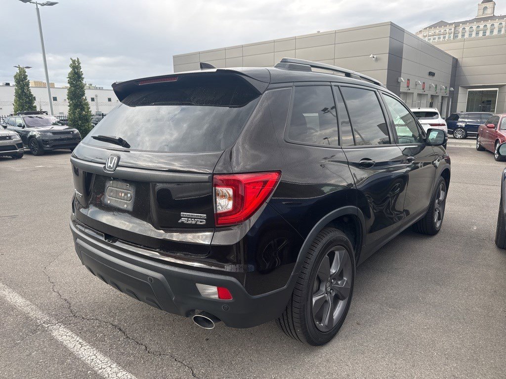 2019 Honda Passport Touring photo 3