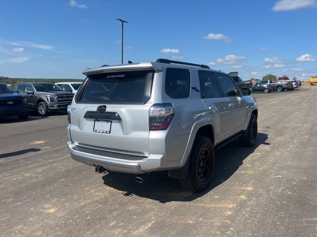 2023 Toyota 4Runner TRD Off-Road Premium photo 2