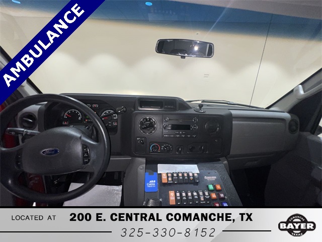 2013 Ford E-450 photo 13