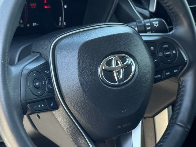 2024 Toyota Corolla Cross XLE photo 18