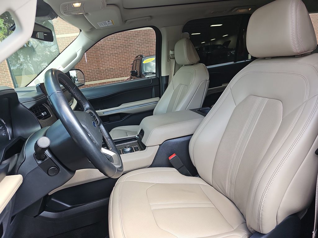 2024 Ford Expedition MAX Limited photo 17