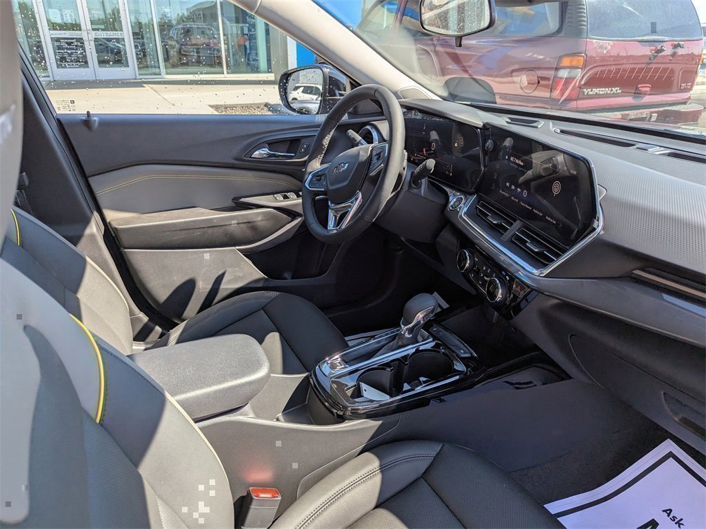2025 Chevrolet Trax ACTIV photo 28