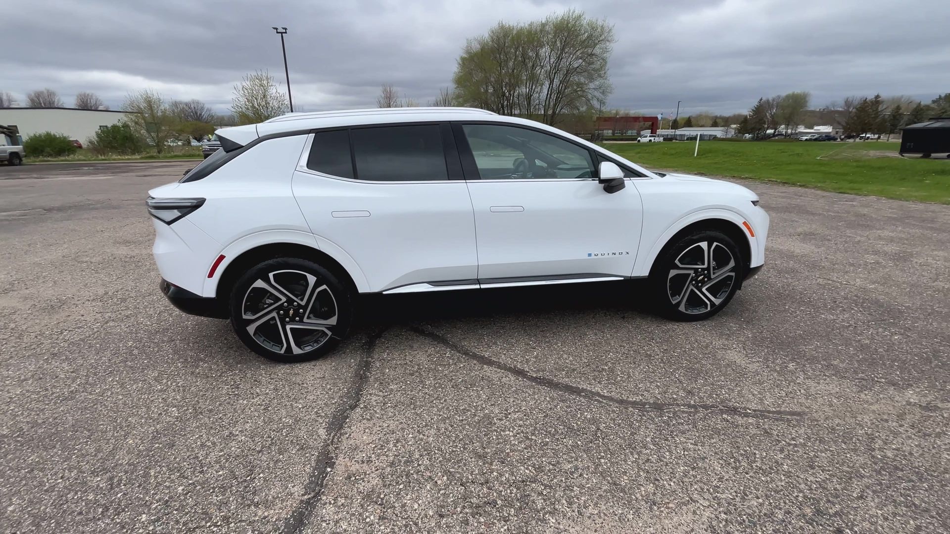 2025 Chevrolet Equinox EV 1LT photo 38
