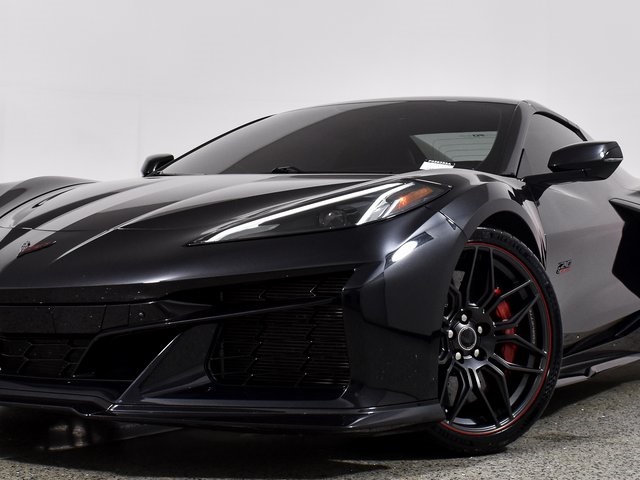 2023 Chevrolet Corvette Z06 3LZ photo 3