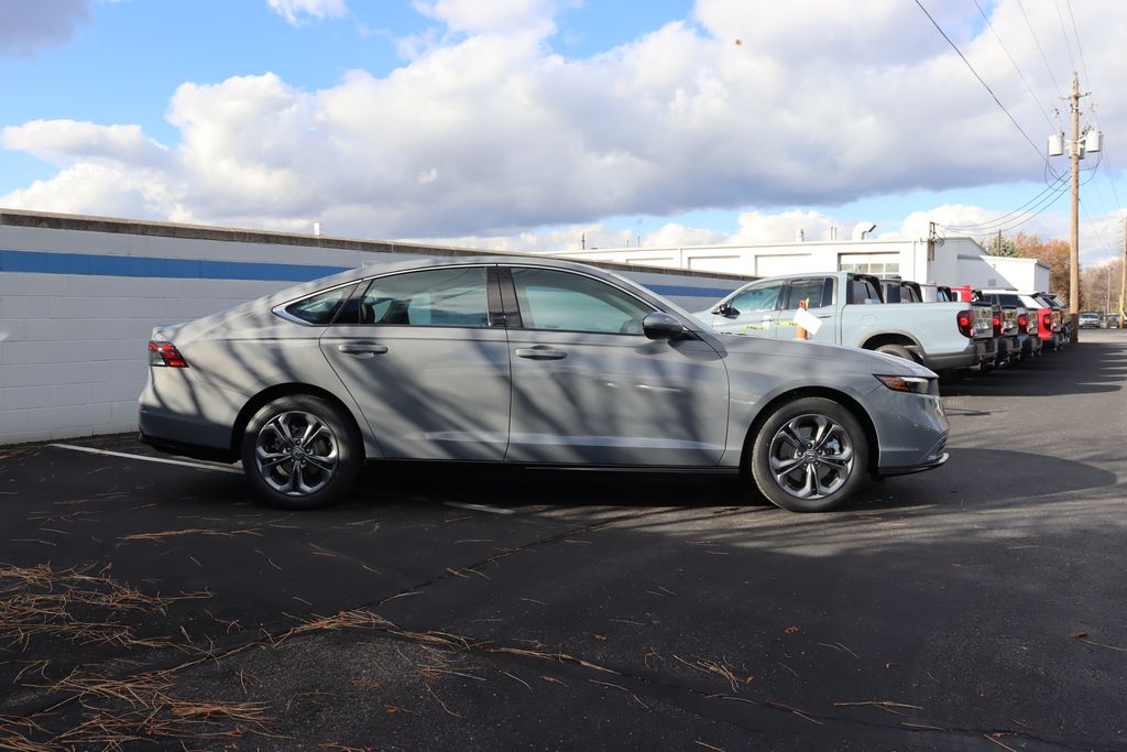 2025 Honda Accord EX-L photo 5