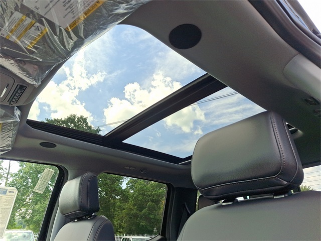 2025 Ford F-350 Lariat photo 10