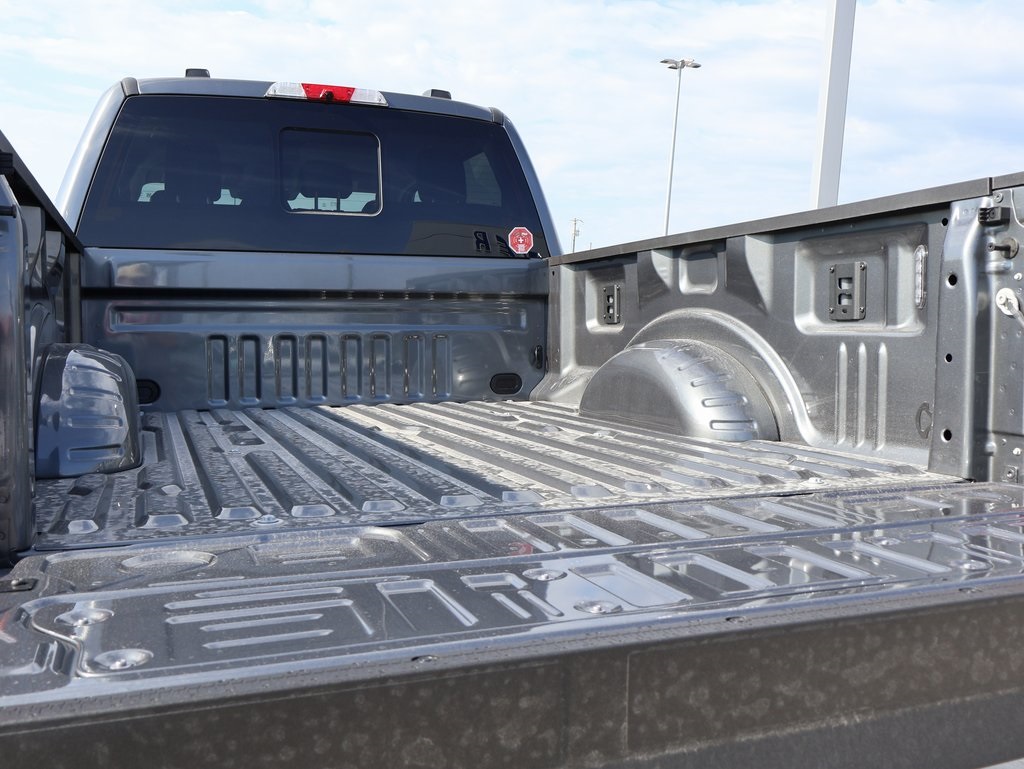 2026 Ford F-250 Lariat photo 14