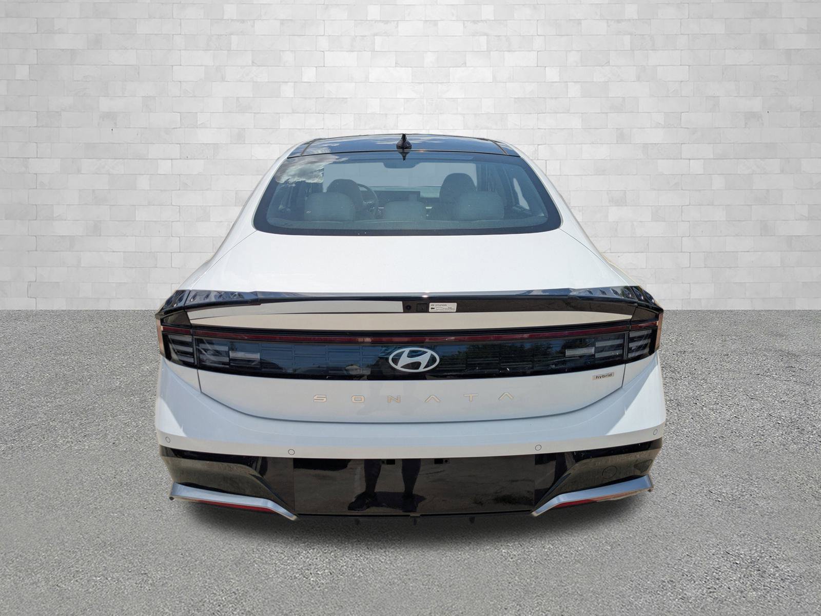 2025 Hyundai Sonata Hybrid Limited photo 3
