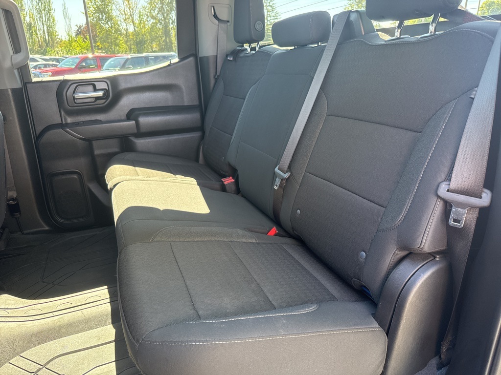 2023 Chevrolet Silverado 1500 Custom photo 18