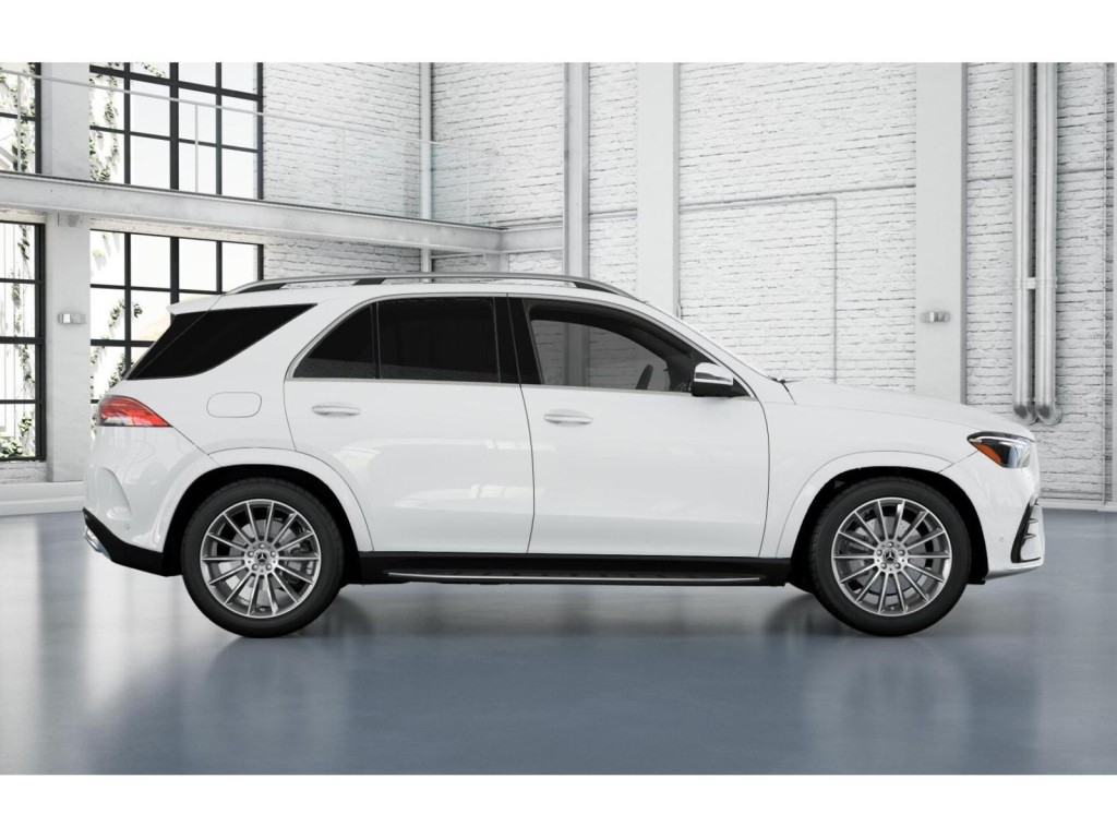 2025 Mercedes Benz GLE 350 4MATIC photo 2