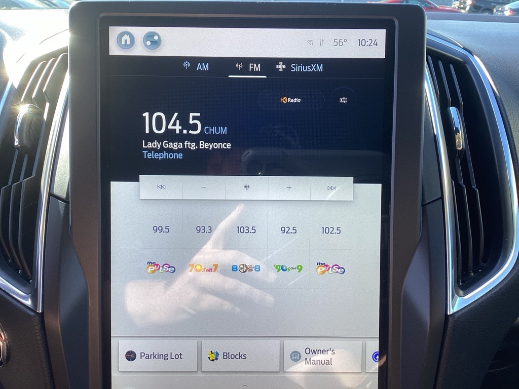 2022 Ford Edge Titanium photo 17