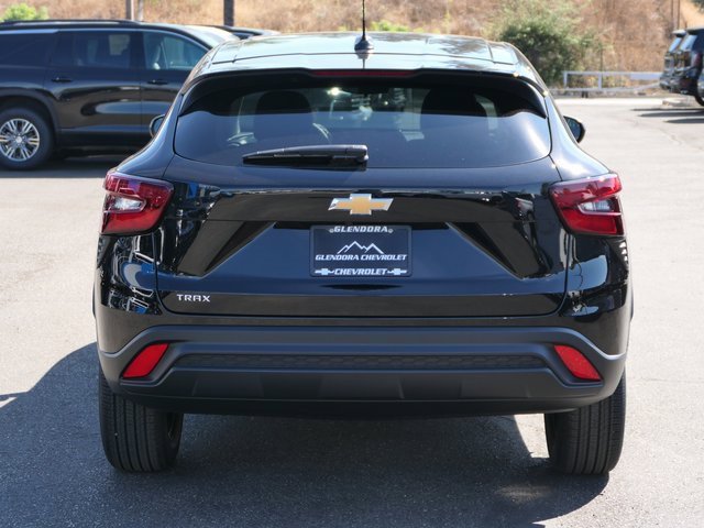 2026 Chevrolet Trax LS photo 3