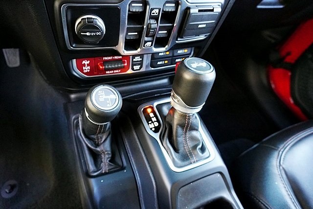 Certified Used 2022 Red Jeep Unlimited Rubicon 392 image 33