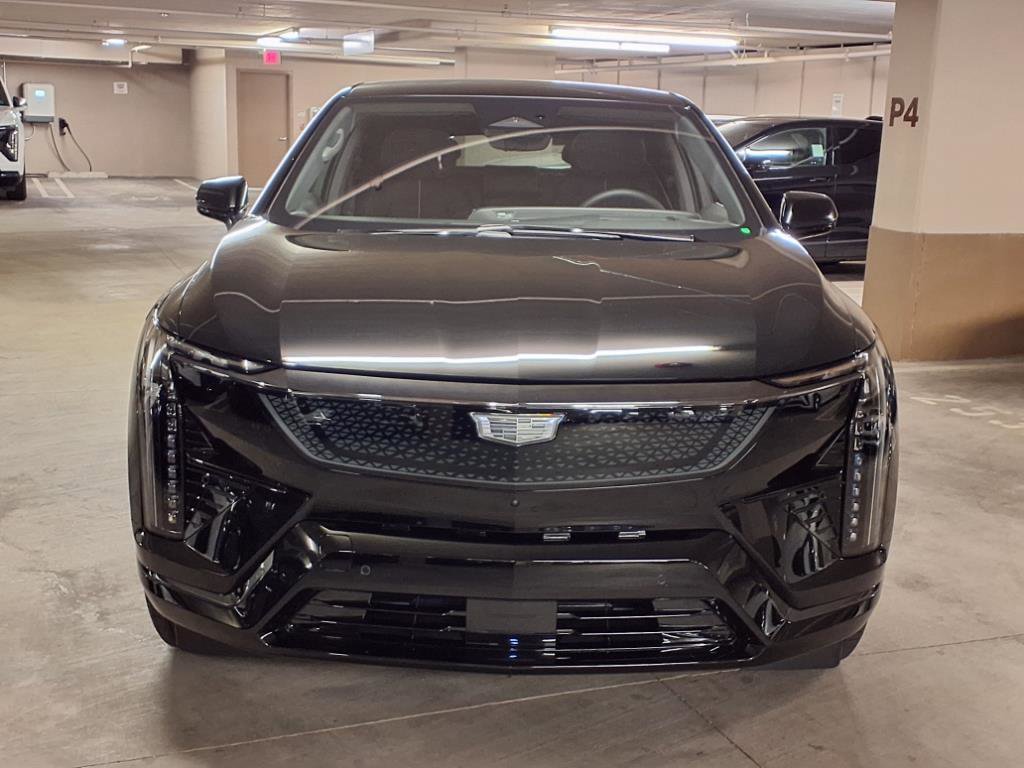 Used 2025 Cadillac OPTIQ Sport 2 with VIN 3GYK3GMR5SS220984 for sale in Beverly Hills, CA