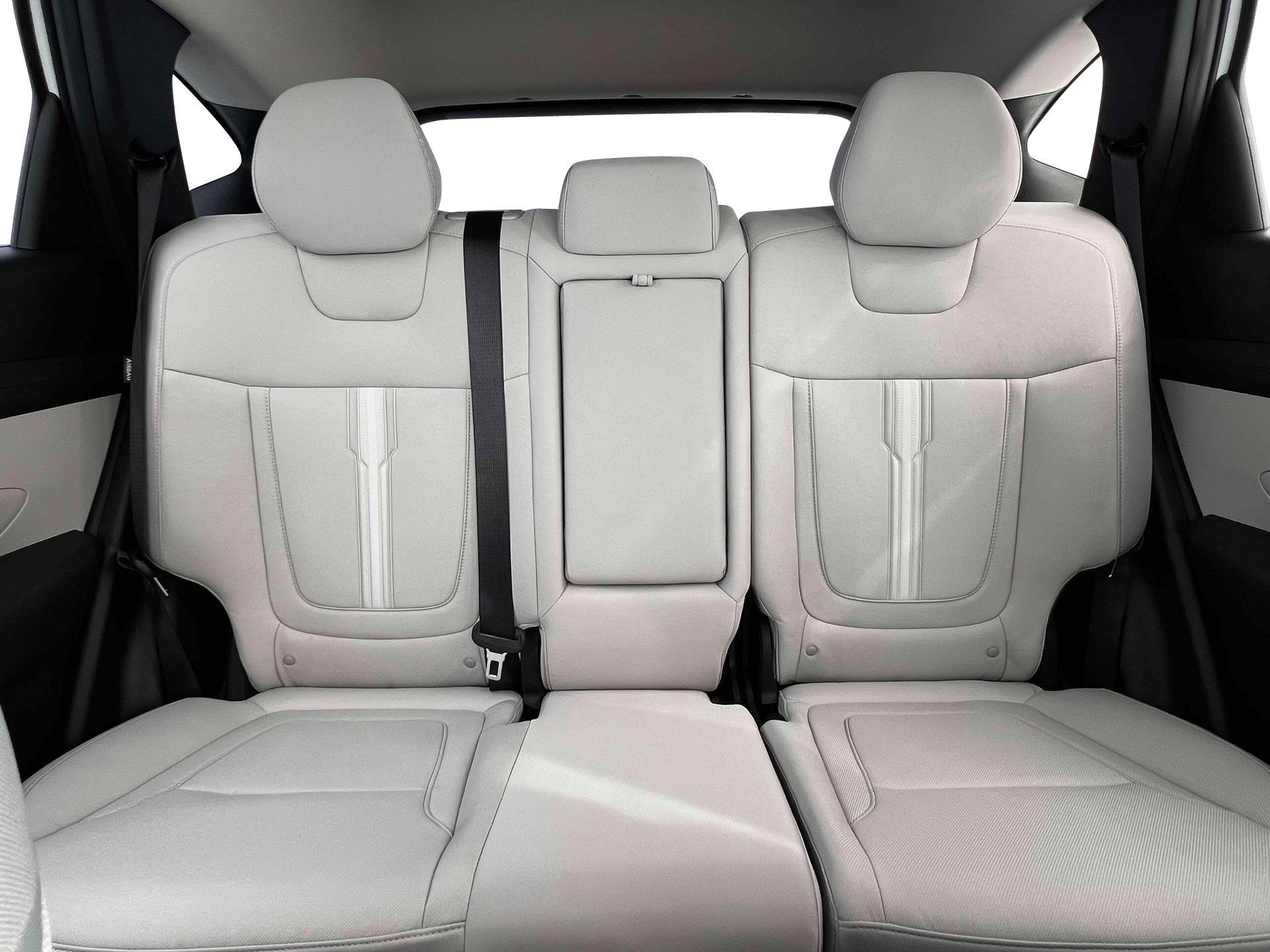 2026 Hyundai Tucson SEL photo 16