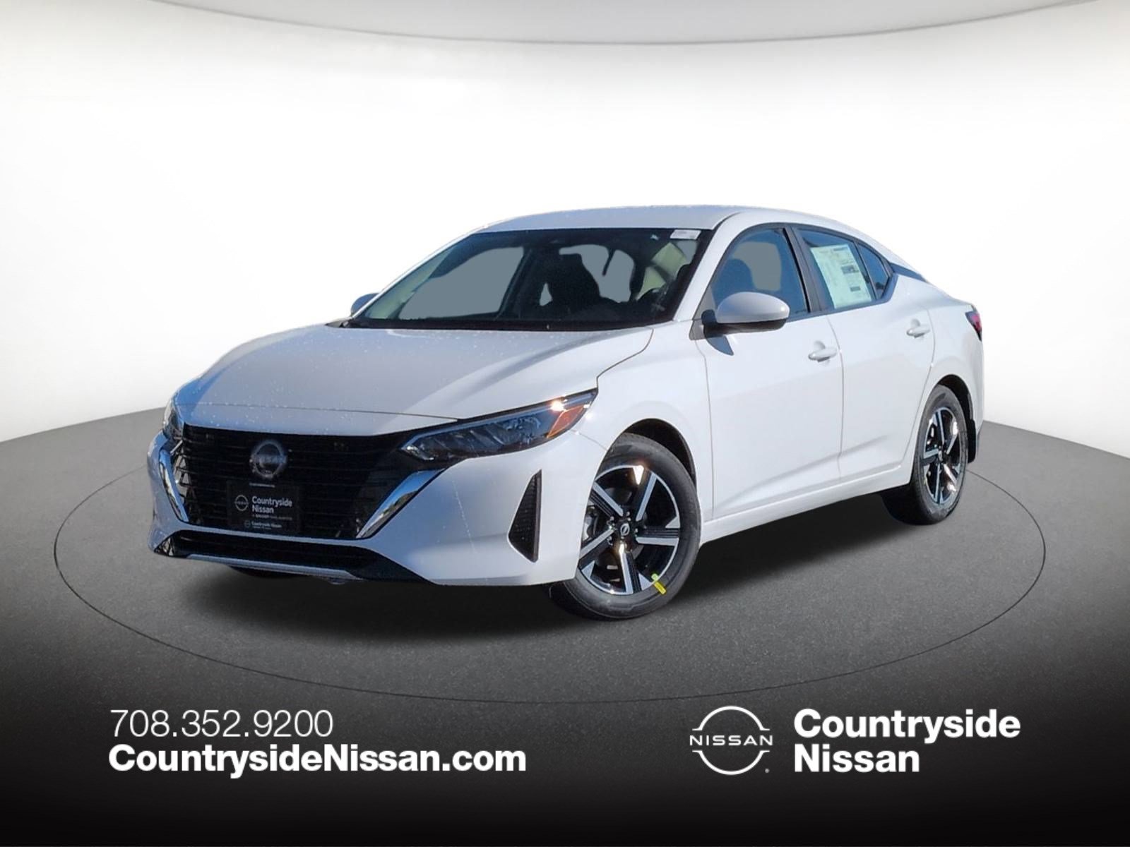 2025 Nissan Sentra SV's photo