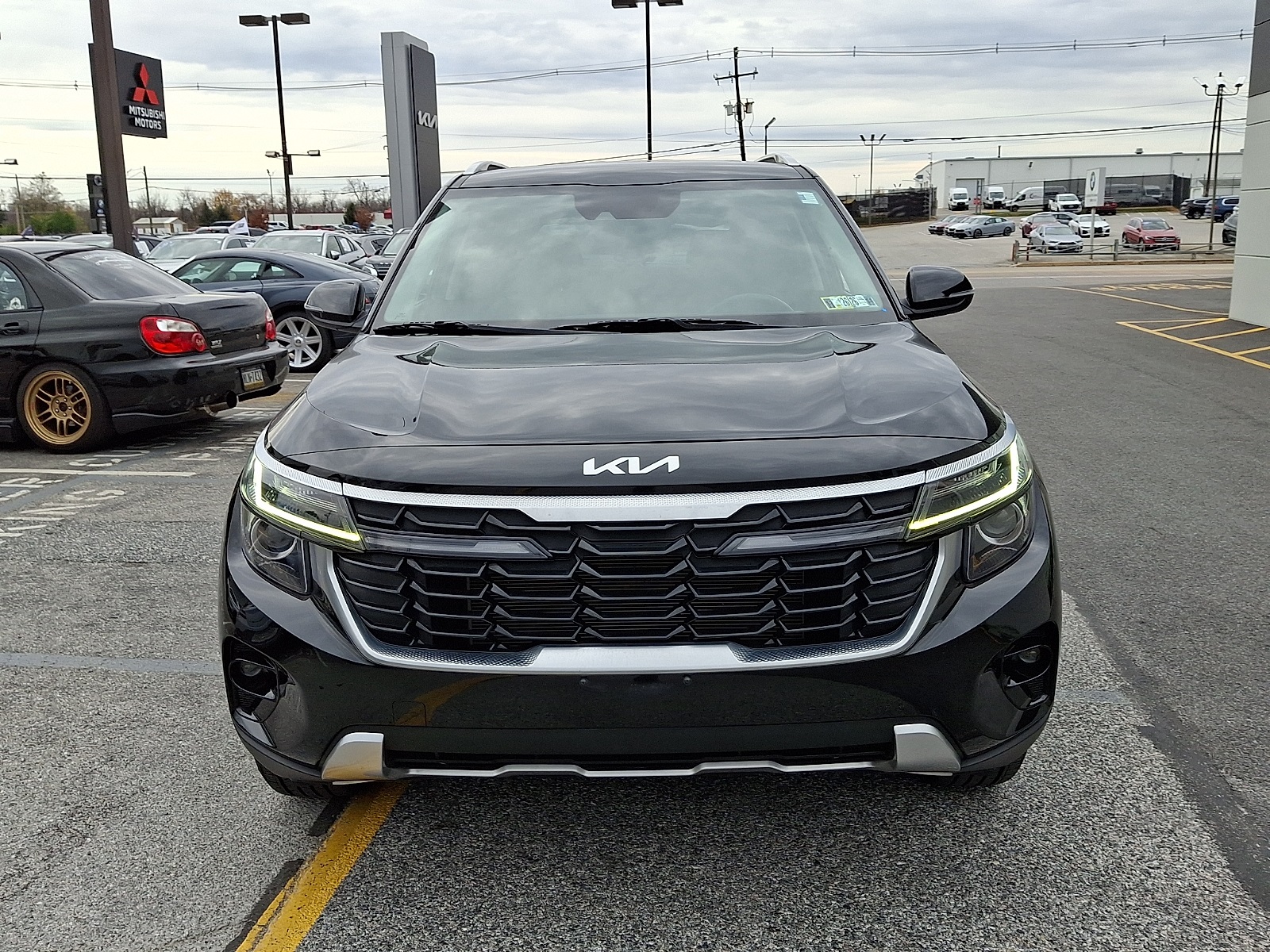 2024 Kia Seltos S photo 2