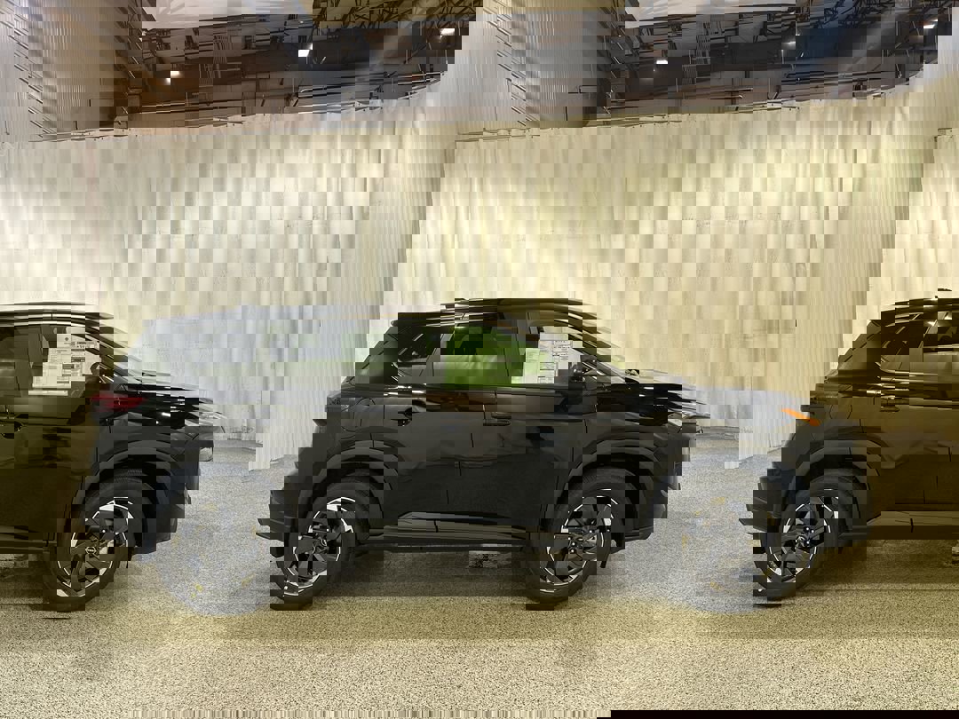 2026 Nissan Rogue SV photo 4