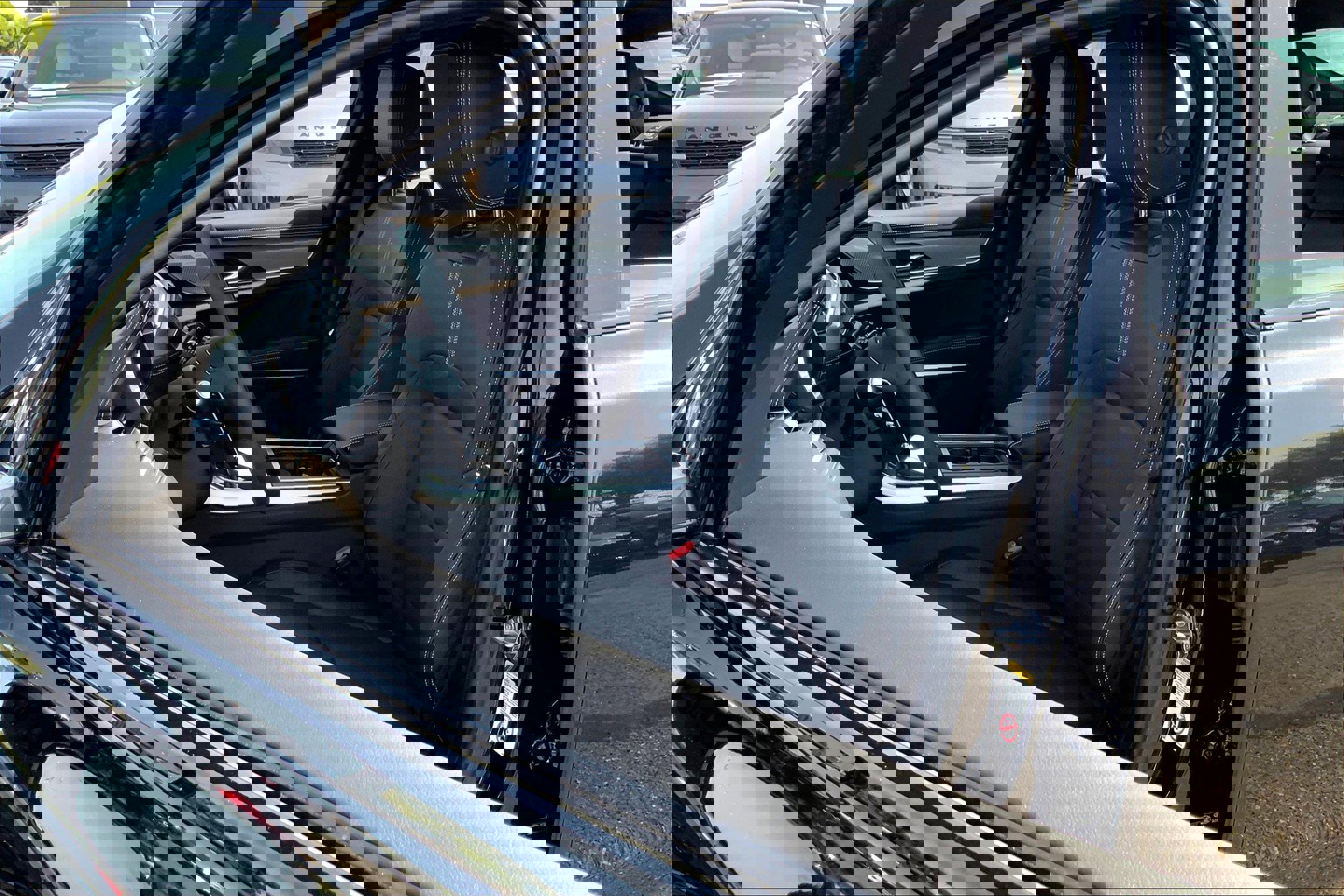 2024 Jaguar XF P300 R-Dynamic SE photo 8