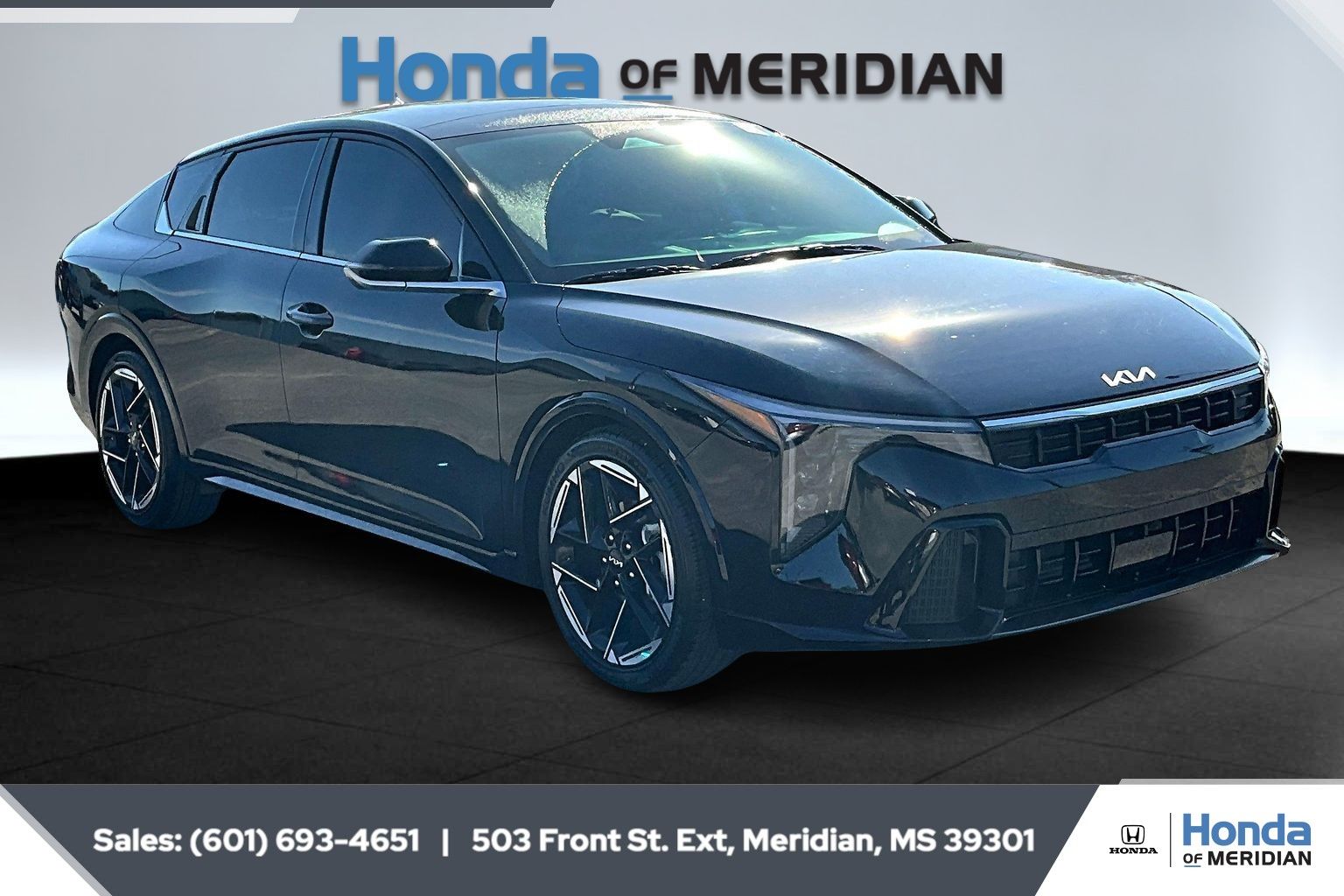 2025 Kia K4 GT-Line's photo