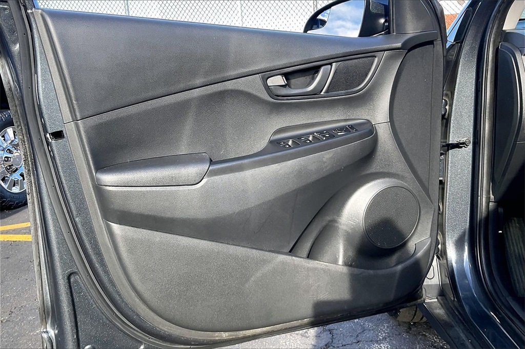 2022 HYUNDAI KONA - Image 20