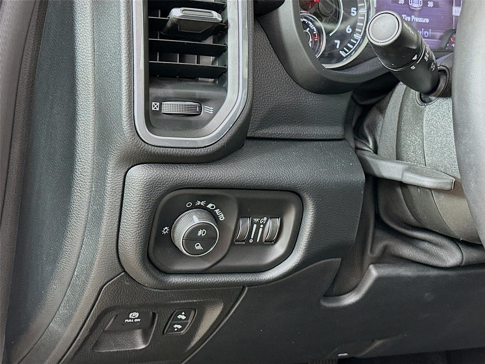 2021 Ram 1500 Laramie photo 10