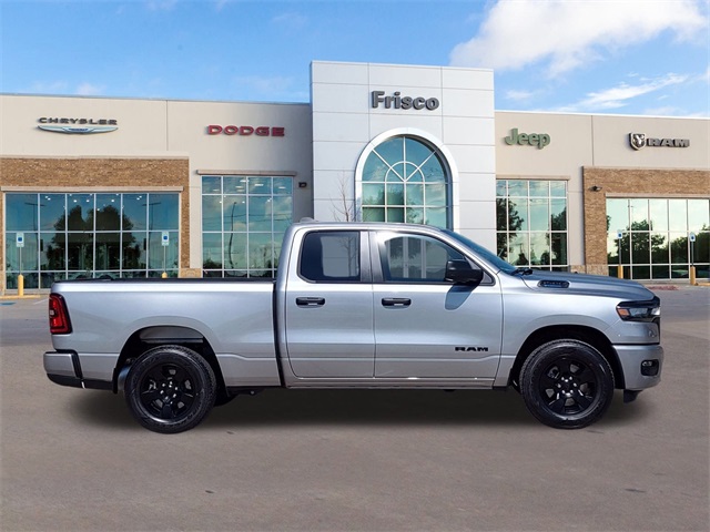 2025 Ram 1500 Tradesman photo 2