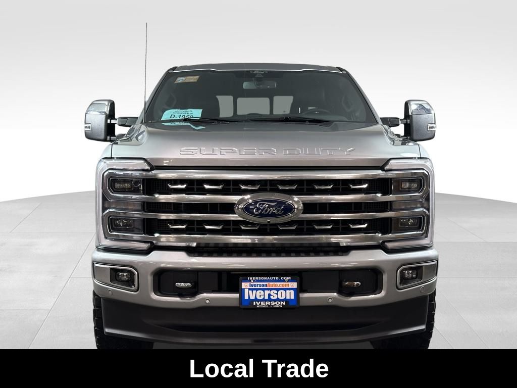 2024 Ford F-250 Platinum photo 2