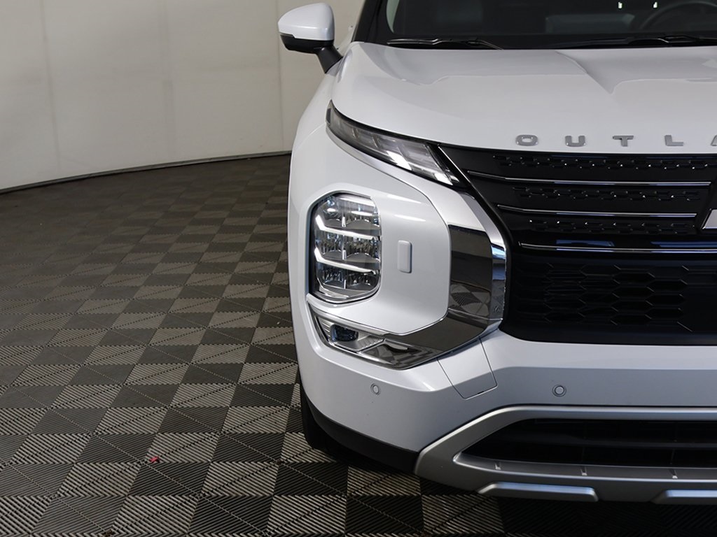 2024 Mitsubishi Outlander SE Ralliart photo 14
