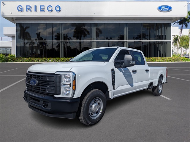 2026 Ford F-350 XL photo 4