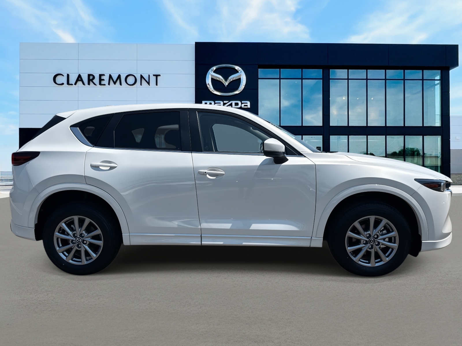 2025 Mazda CX-5 2.5 S Preferred photo 4