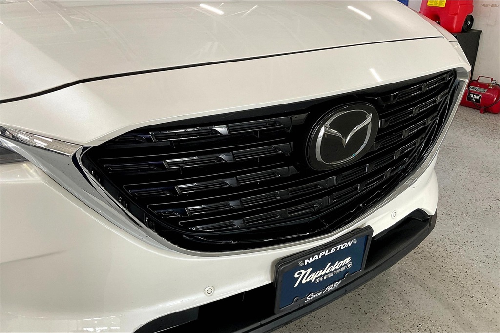 2022 Mazda CX-9 Touring photo 27