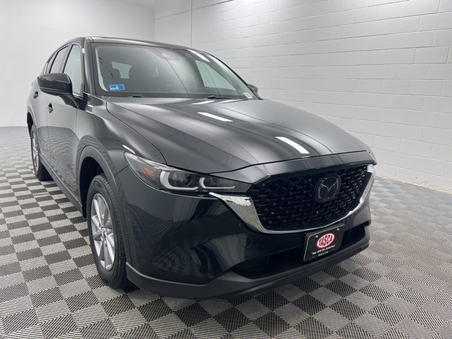 2023 Mazda CX-5 S Preferred package