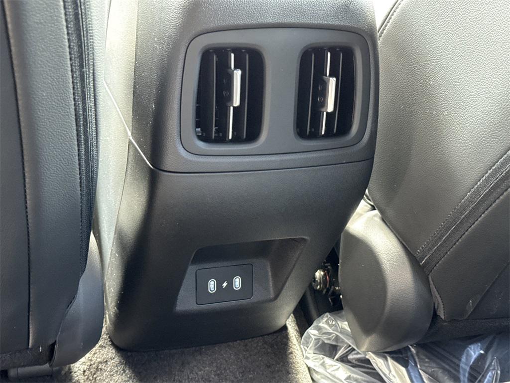 2026 Hyundai Santa Cruz SEL Activity photo 14