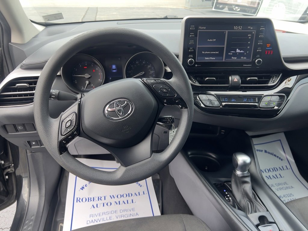 2020 Toyota C-HR LE photo 19