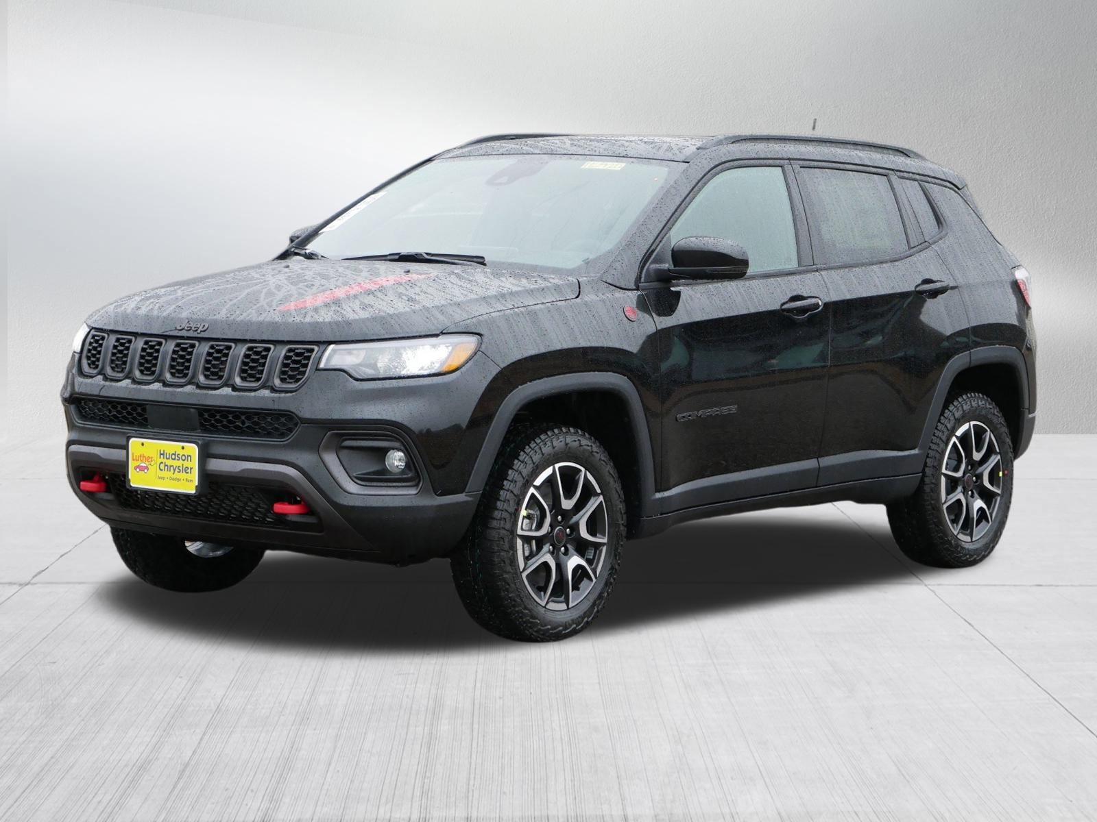 2026 Jeep Compass Trailhawk photo 4