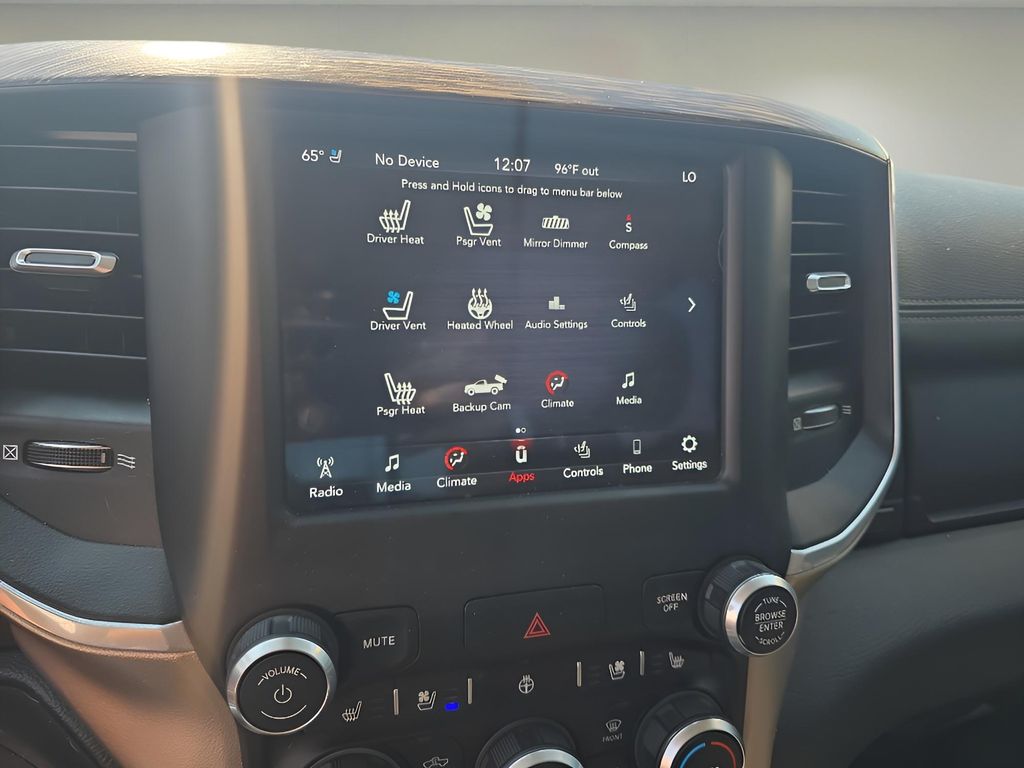2020 Ram 1500 Laramie photo 17