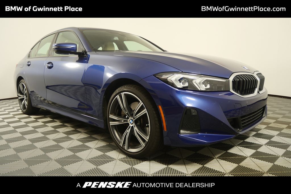 2023 BMW 3 Series 330i's photo