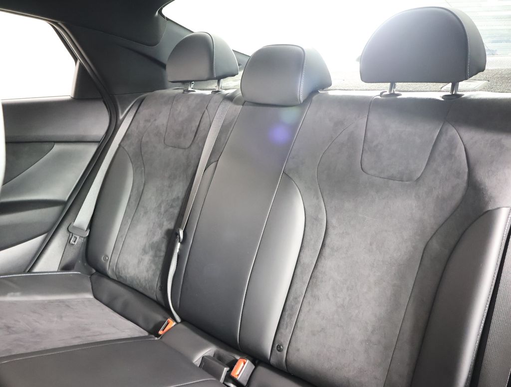 2022 Hyundai Elantra N Base photo 15