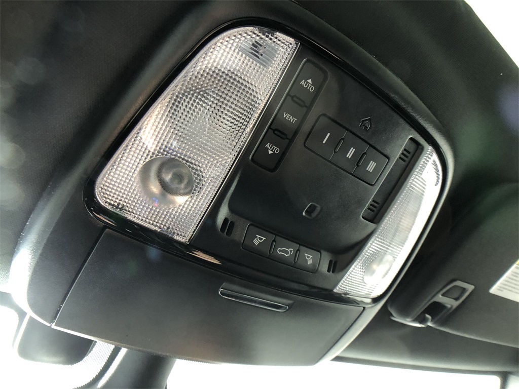 2025 Dodge Durango R/T Plus photo 13