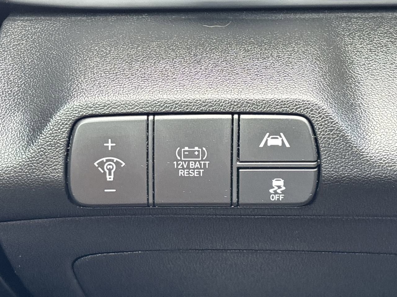 2023 Hyundai Elantra Hybrid Limited photo 24