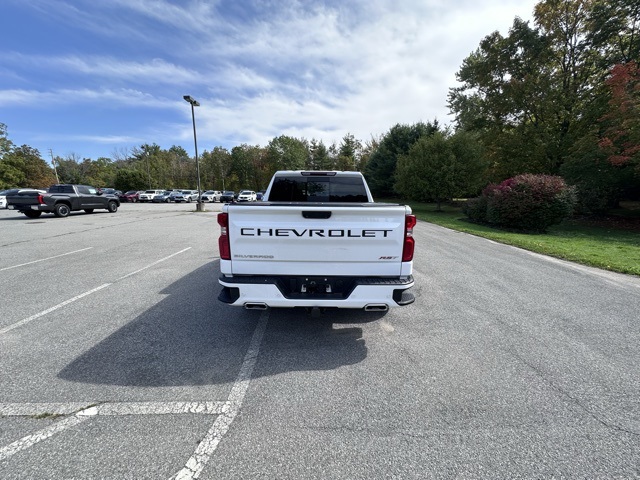 2023 Chevrolet Silverado 1500 RST photo 4